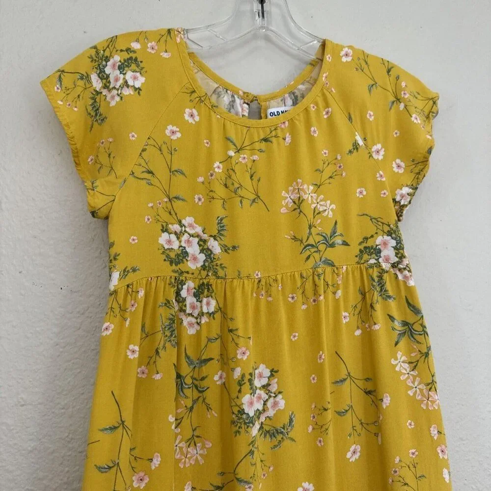Old Navy Girl's Yellow Floral Dress Size M Yellow Short Sleeves Round Neck